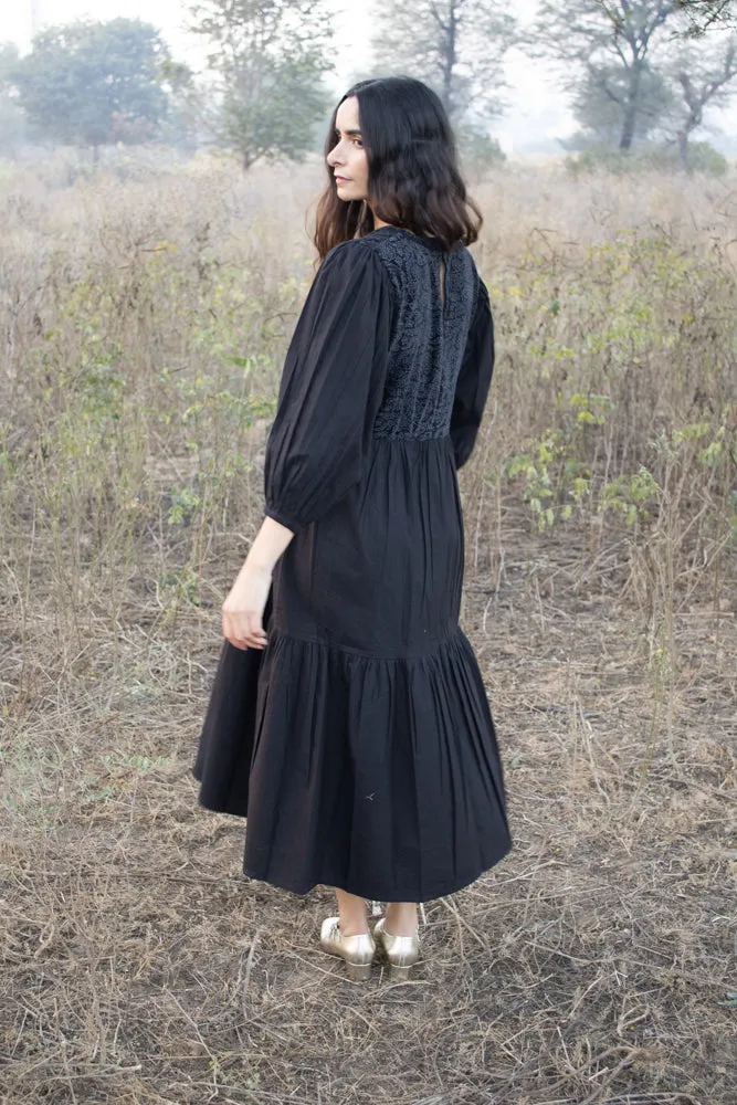 Orti Dress in Pirate Black