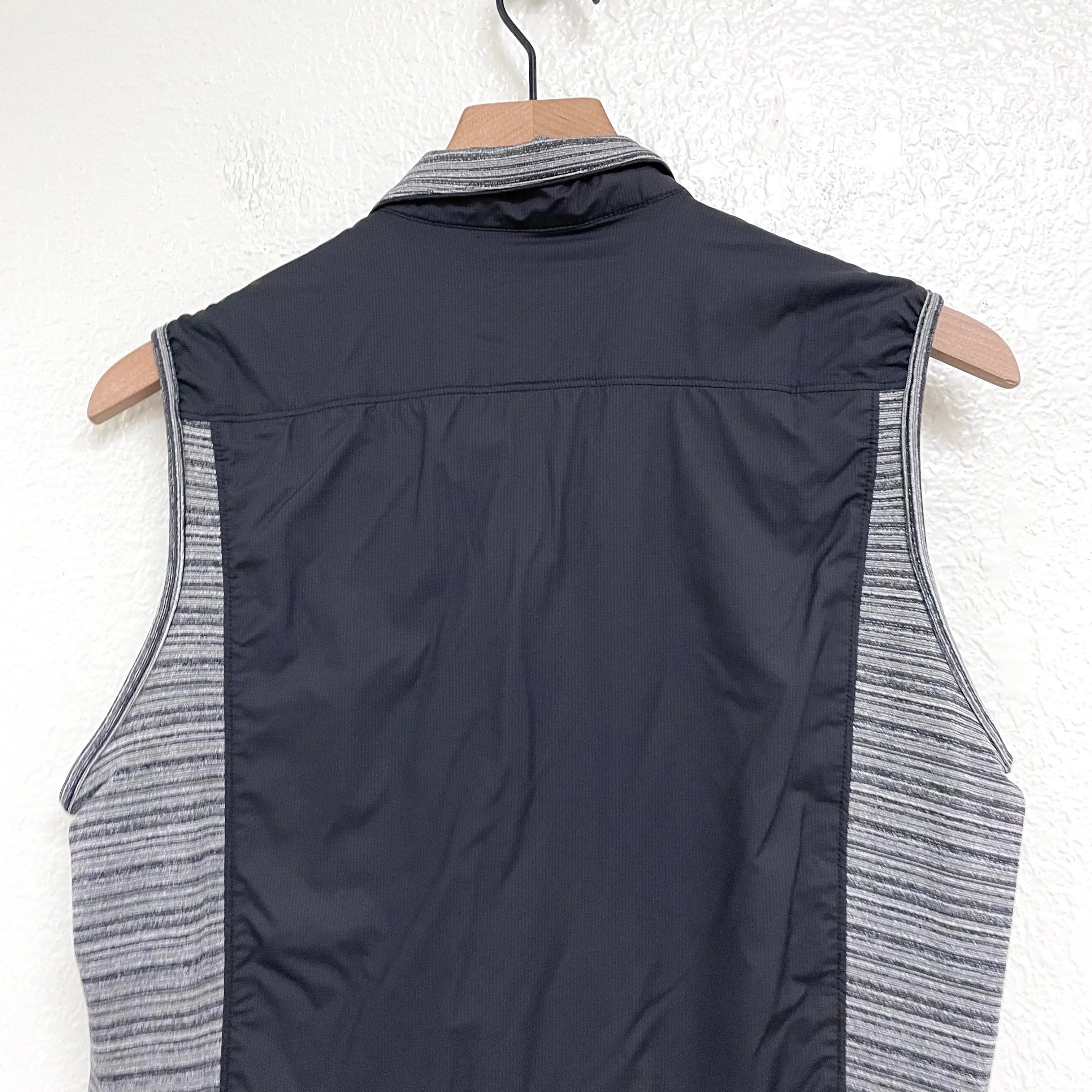 Sleeveless Zip Vest