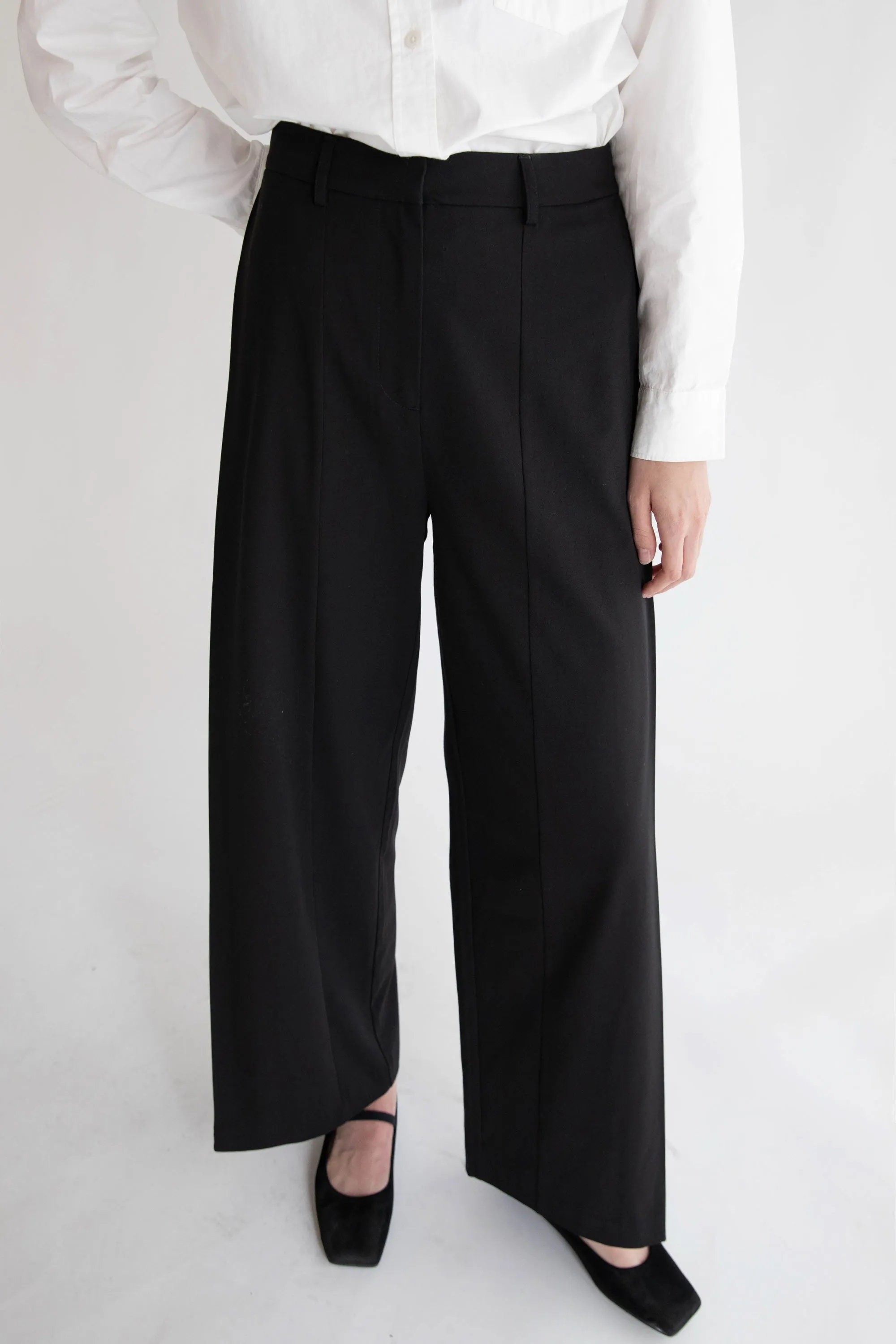 WIDE LEG FLOWY PANT